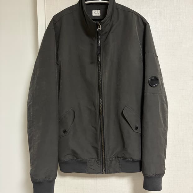 Cp컴퍼니 하이넥 봄버자켓