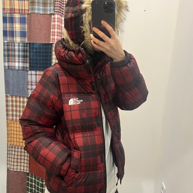 노스페이스 레드 체크 퀄팅 패딩