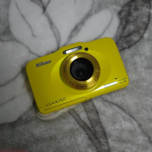 니콘 쿨픽스 S31 Nikon Coolpix 방수 디카 옐로우
