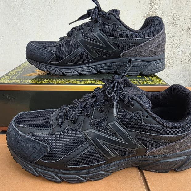뉴발란스 480 v5 와이드 올블랙 250