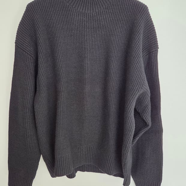 유아인 무신사스탠다드 무탠다드 니트