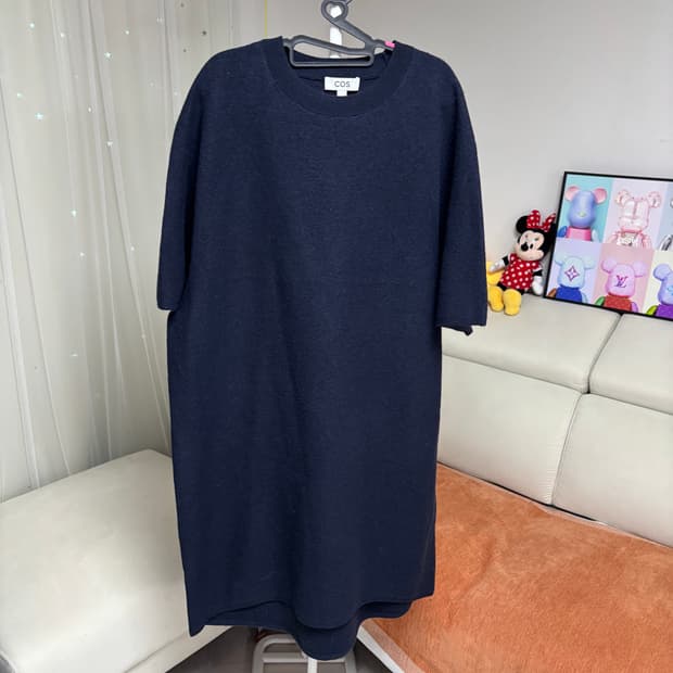 cos 니트원피스