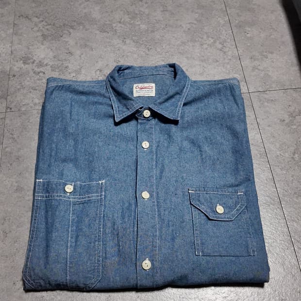 아웃스탠딩 샴브레이 M