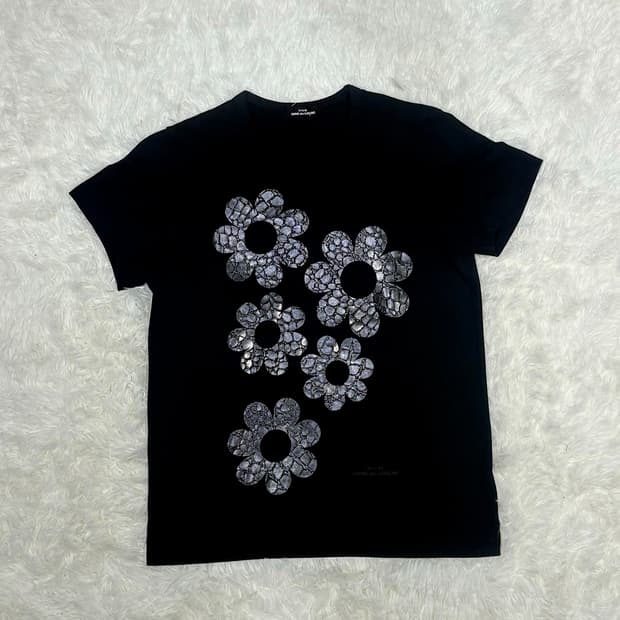 Comme des Garcons Tricot 파이썬 꽃패턴 반팔티셔츠