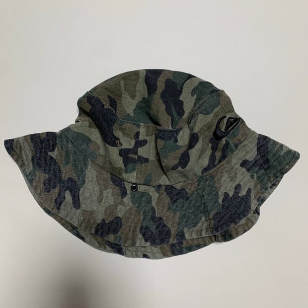 퀵실버 버킷햇