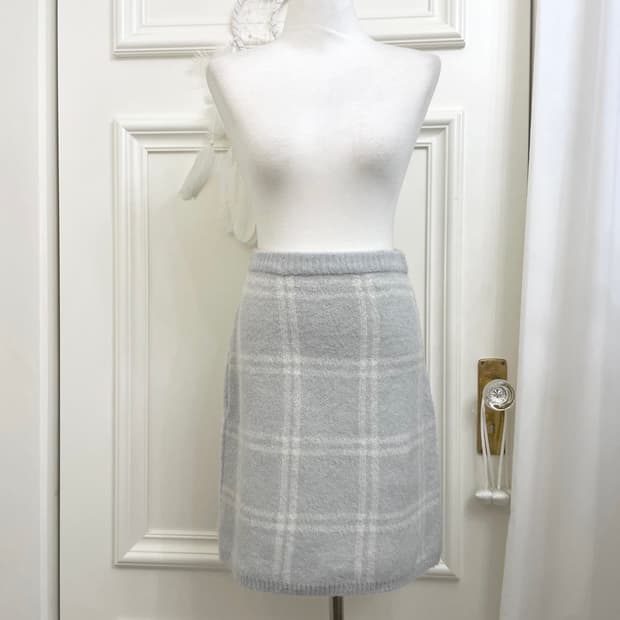 CECIL MCBEE sky blue check banding knit