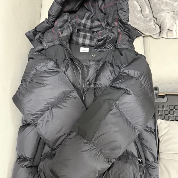 버버리 디태처블 패딩 XL