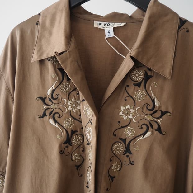 KOOS embroidery blouse