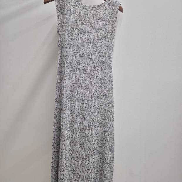 Pleats please Issey Miyake sleeveless dr