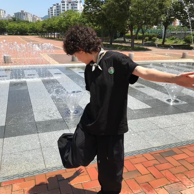 사일런트실러블 반팔티
