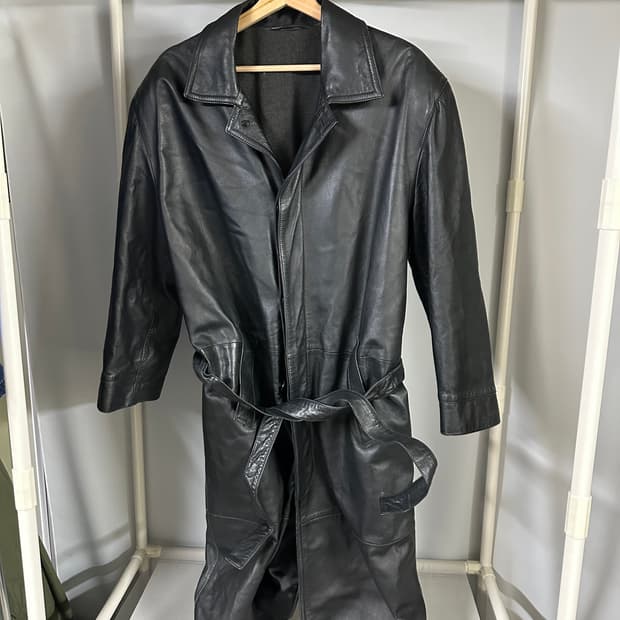 토니 미르 (Toni Mir) 양가죽 트렌치코트