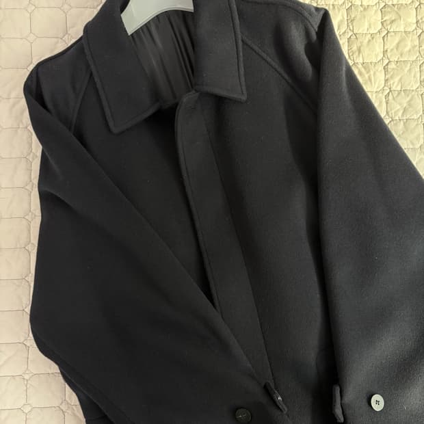 [4] 해칭룸 래글런(레글런) 슬리브 코트 네이비