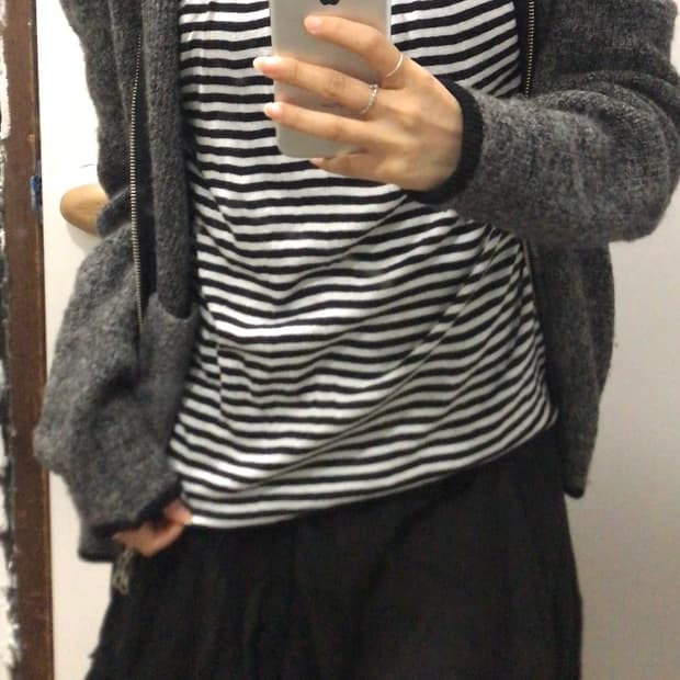 스트라이프 레이스 슬리브