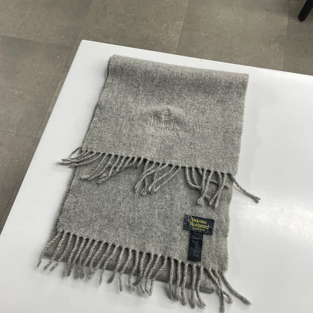 ⠀ Vivienne Westwood 비비안 웨스트우드