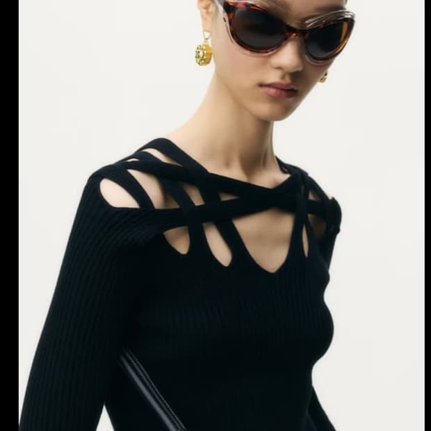 h&m 글렌마틴스 리브니트 컷아웃 탑 m size