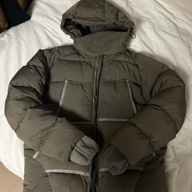 산산기어 패딩 판매합니다!