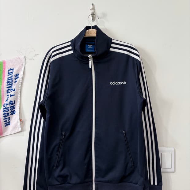 305. 아디다스 베켄바우어 져지