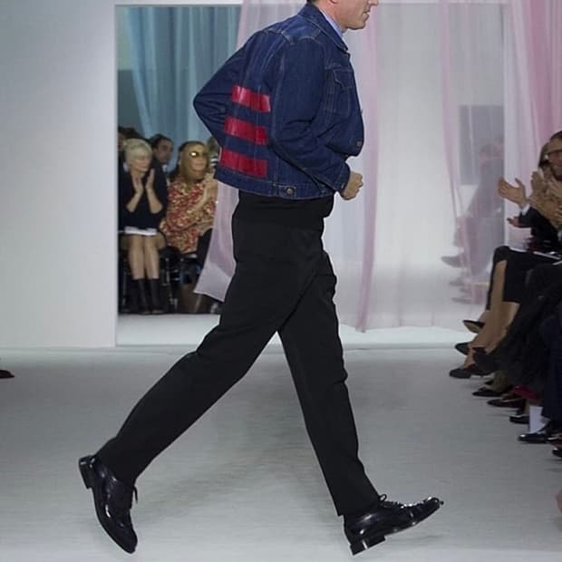 구매) 헬무트랭 레드 스트라이프 데님자켓 구해요