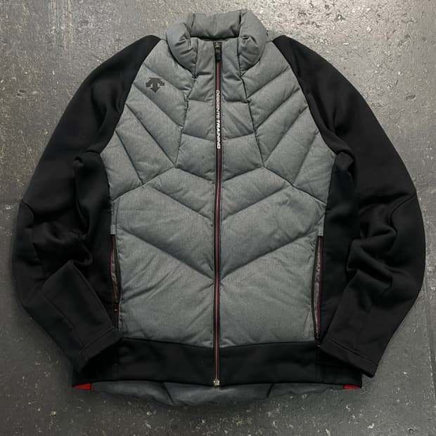 100 데상트 방풍패딩 