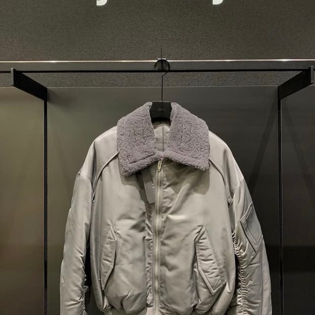 준지 무스탕 마원 그레이 48 사이즈