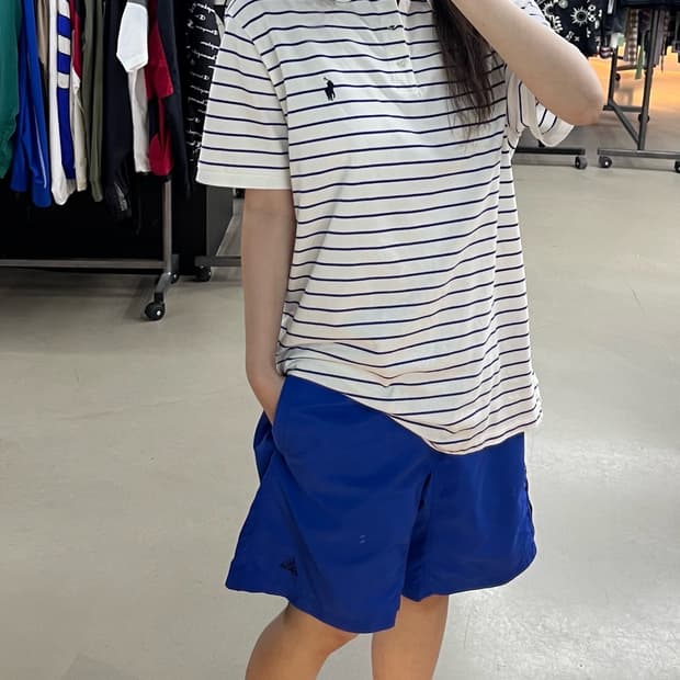 폴로 스트라이프 카라티 나이키 acg 버뮤다 코디세트