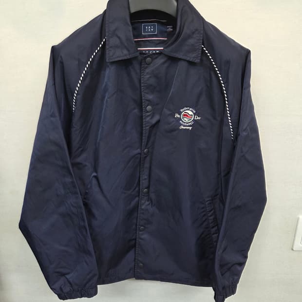 로맨틱크라운 코치자켓 L