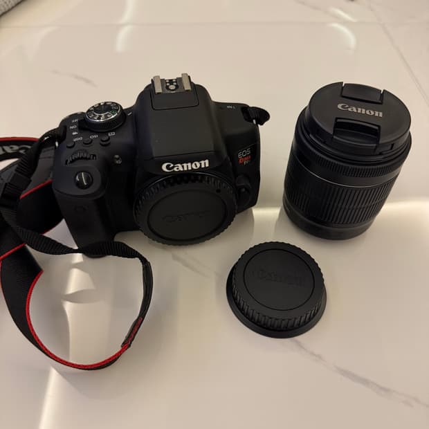 캐논 EOS Rebel T6i DSLR 카메라 + EFS 18-55mm 