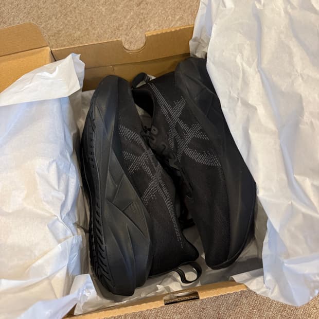 아식스 노바블라스트 5 블랙 265mm 새상품