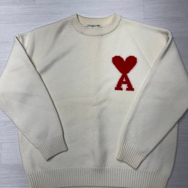 아미 빅하트 로고 울 니트 XL 판매합니다!