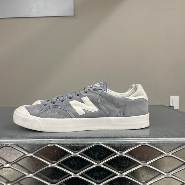 뉴발란스 프로 코트270