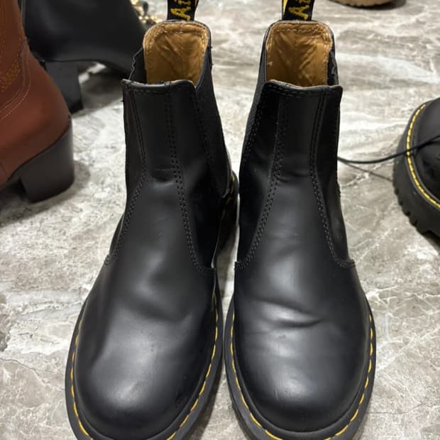 닥터마틴 2976 부츠