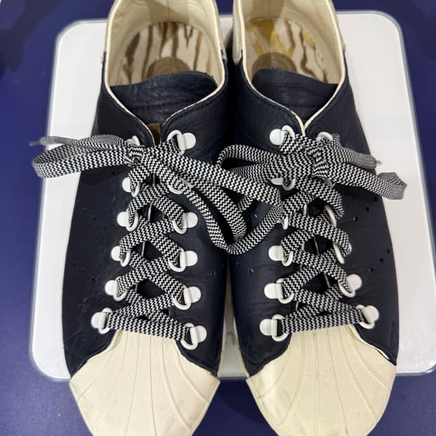 adidas Originals x Burton Snowboards sup