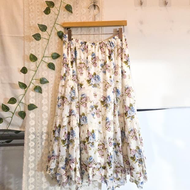 L'est rose 플라워 언발 스커트