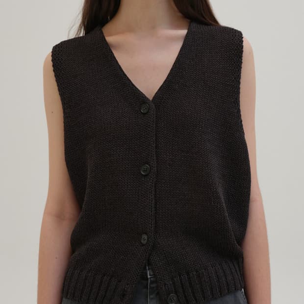 모이아 페이퍼 니트 베스트 차콜(F)