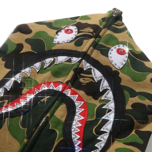 새상품 베이프 크리스탈 녹계 집업XL