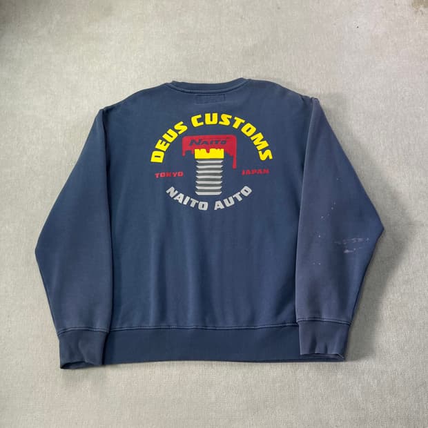 105 데우스 그래픽 맨투맨