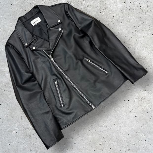 [M] 인사일런스 블랙 레더 라이더 자켓 D81