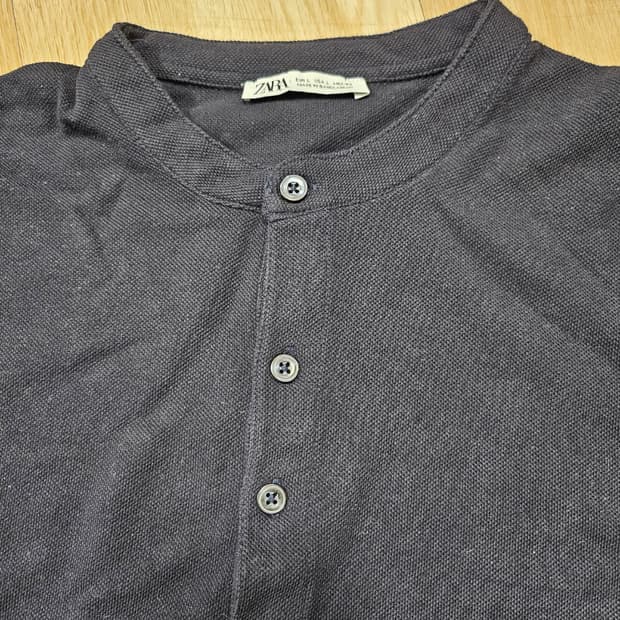 자라 블랙 헨리넥 카라 티셔츠 L
