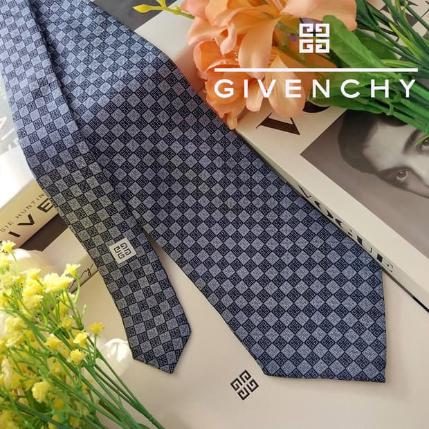 지방시 실크 4G 로고 패턴 넥타이 9.6cm S~A+등급 K1376
