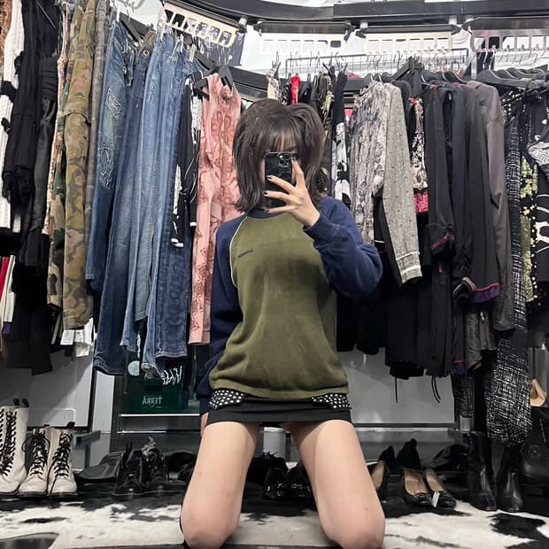 반스 배색라인 롱슬리브