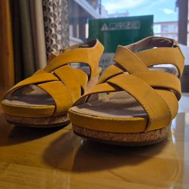 클락스 여성 코르크 웨지 샌들 240cm