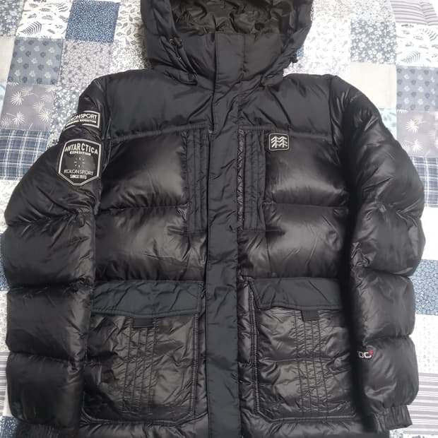 코오롱 안타티카 구스패딩      100