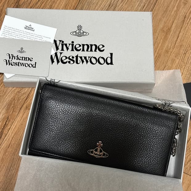 23SS 비비안웨스트우드 블랙 체인 장지갑