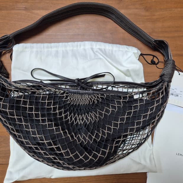 르메르 크로와상 필트백