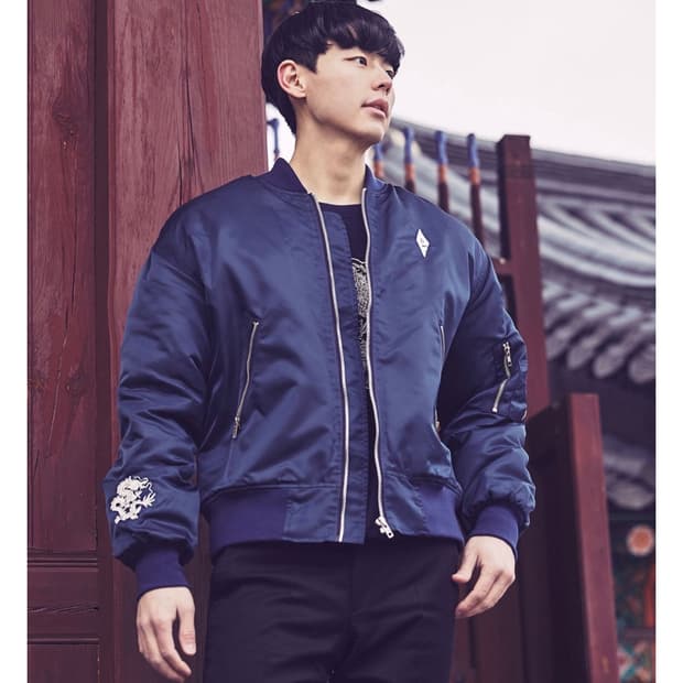 어바웃엠브로 곤룡포 오조룡 자수 세종항공점퍼