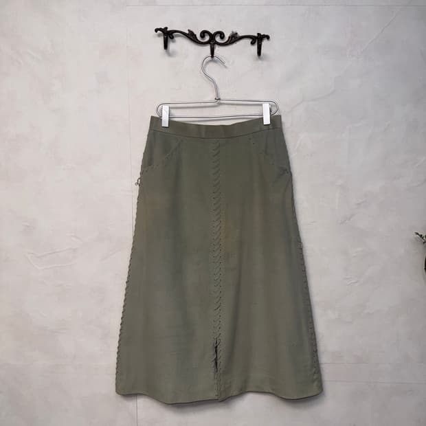 Mute mint stitch laceup midi skirt