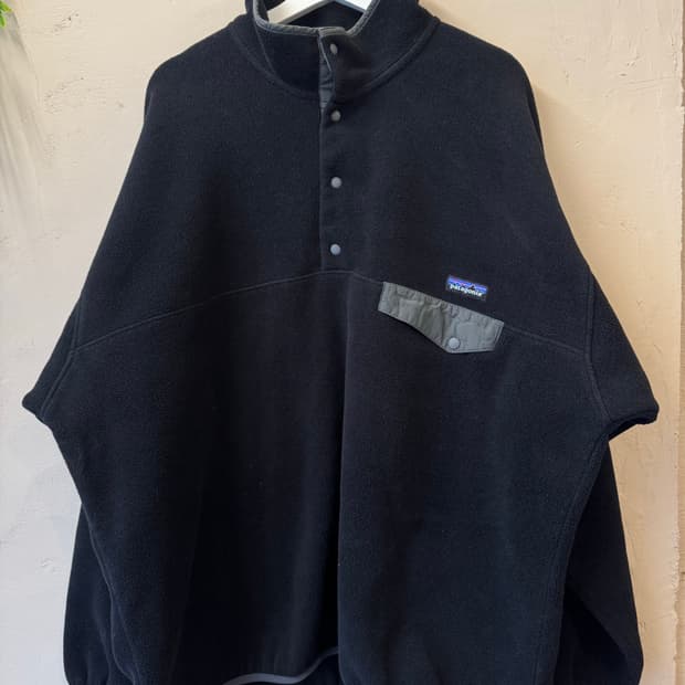 파타고니아 신칠라 블랙 포지 그레이