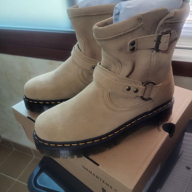 닥터마틴 엔지니어부츠 uk7