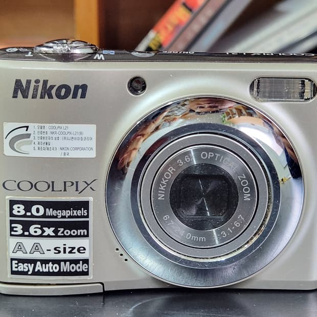 니콘 쿨픽스 L21 빈티지 디카 예나 나연디카