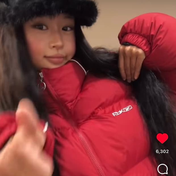 리복 프리미엄 볼패딩 레드 (서지수님 착용)